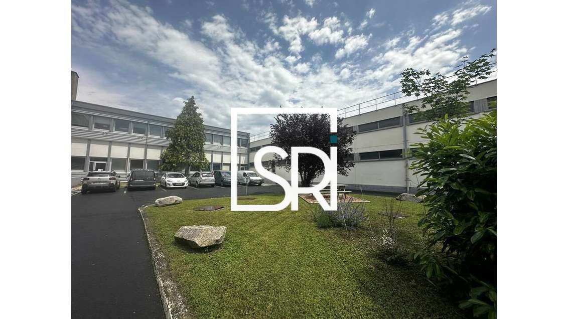 A louer bureaux lumineux 74m² à Cournon-d'Auvergne