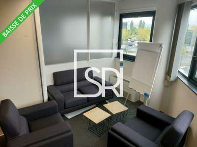 A louer bureaux 18m² à Cournon Centre Zénith