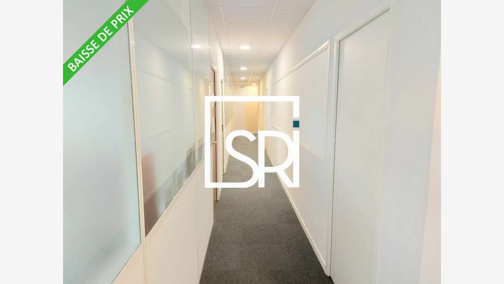 A louer bureaux 18m² à Cournon Centre Zénith 