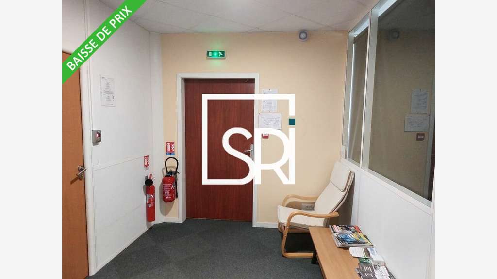 A louer bureaux 18m² à Cournon Centre Zénith 