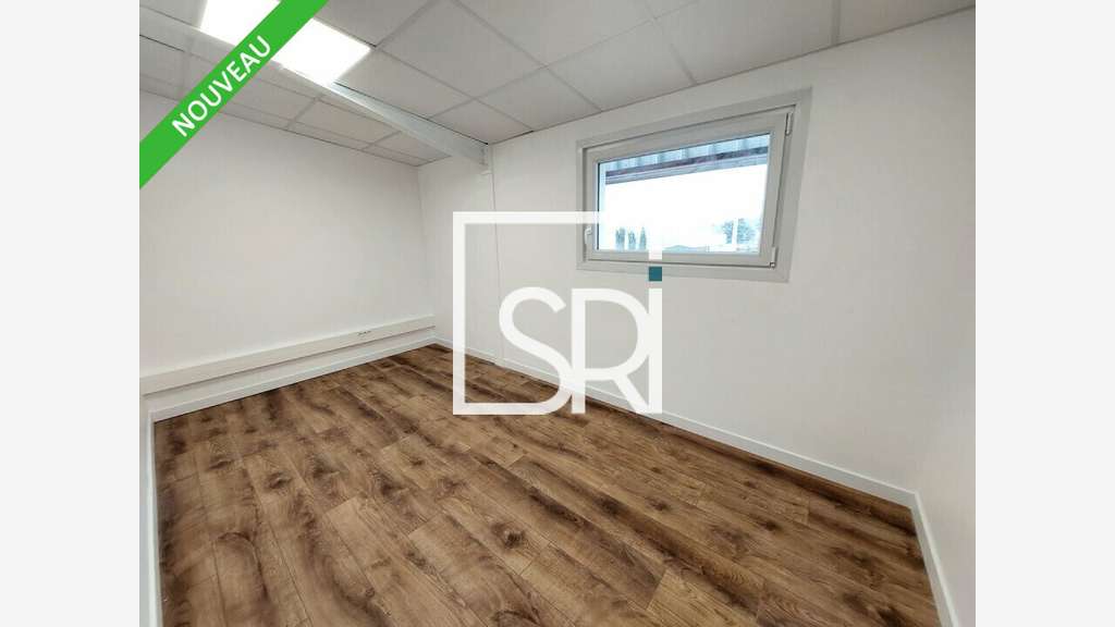 A louer bureaux 80m² Cournon-d'Auvergne empr A72