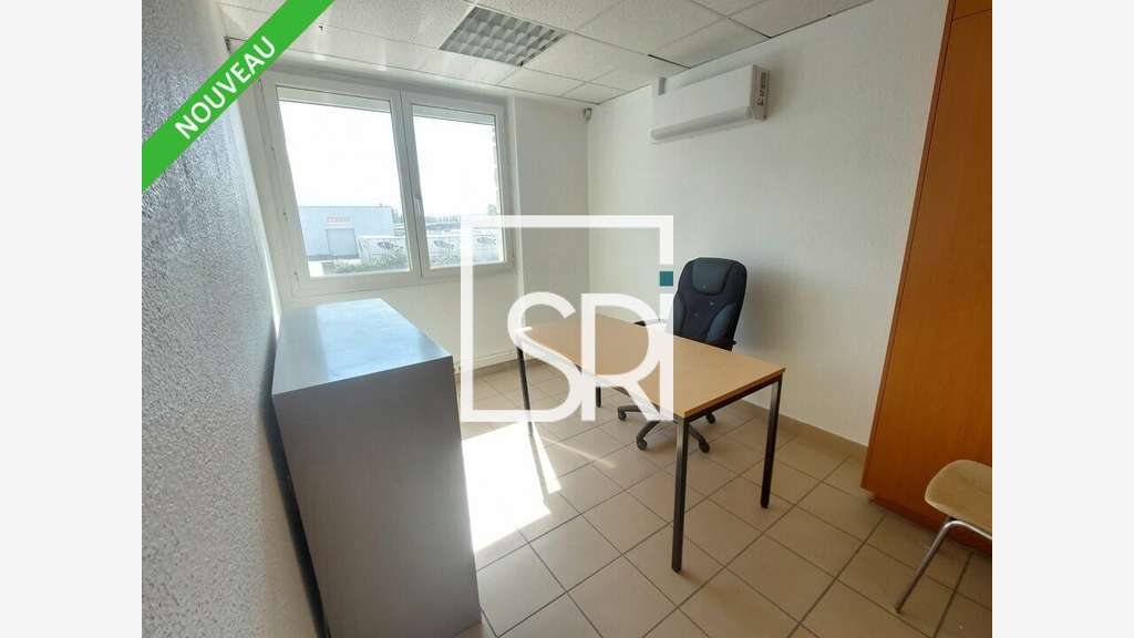 A louer bureaux 95m² proche gare à Cournon