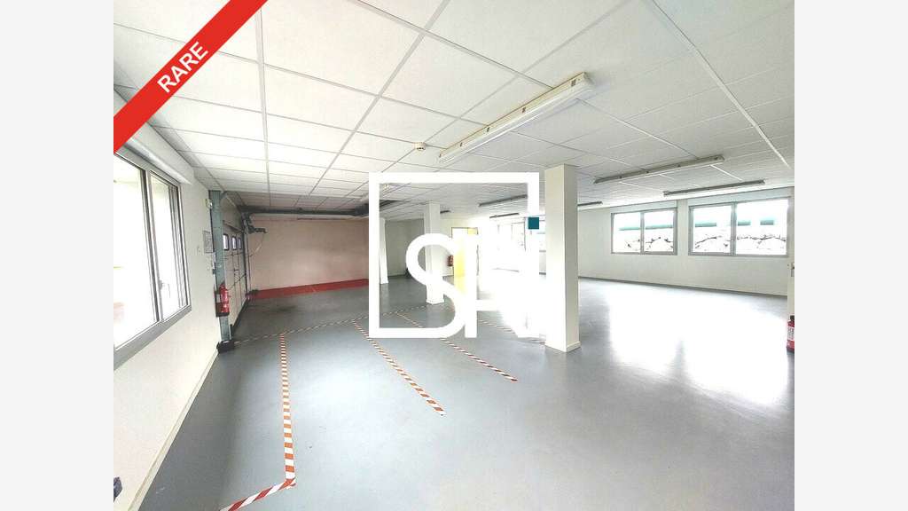 Bureaux et stockage à louer à Cournon-d'Auvergne