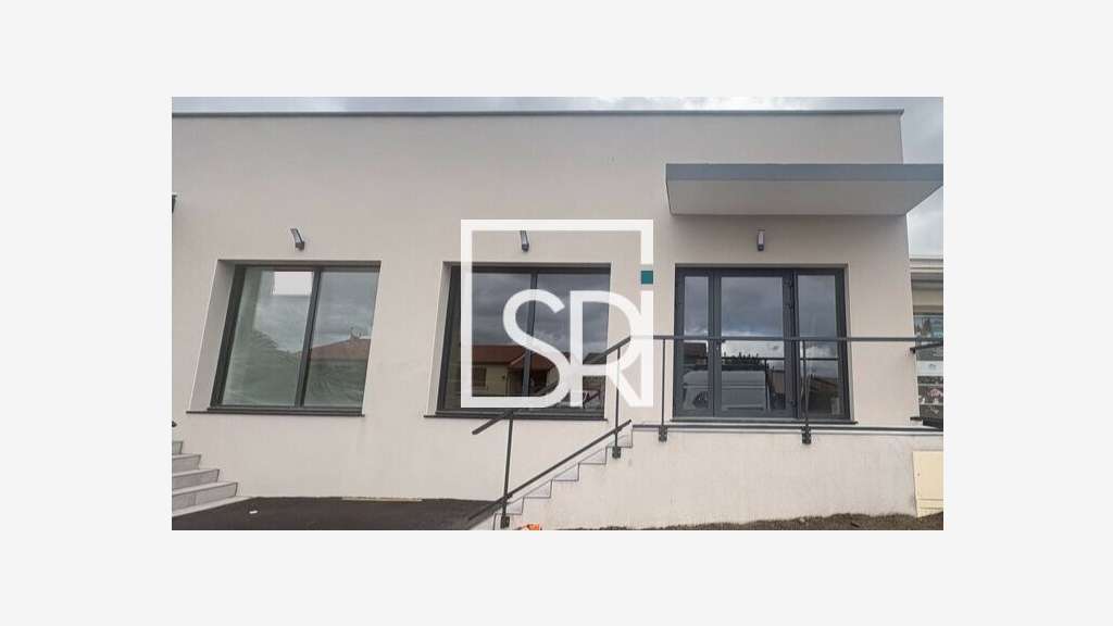 A louer local commercial 90m² Cournon-d'Auvergne