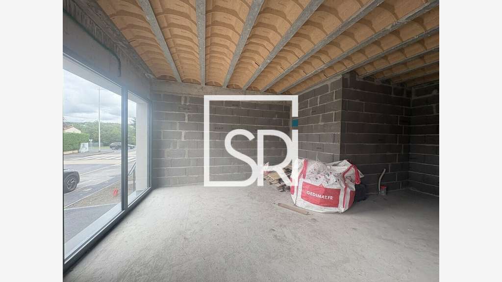 A louer local commercial 90m² Cournon-d'Auvergne
