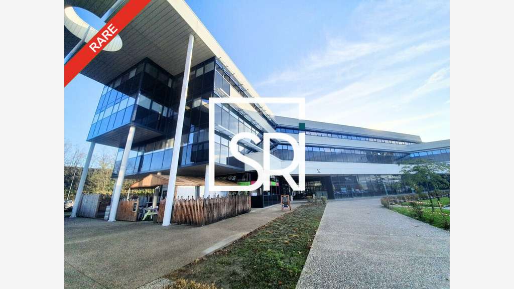 A louer bureaux 426m² à Cournon-d'Auvergne Zénith