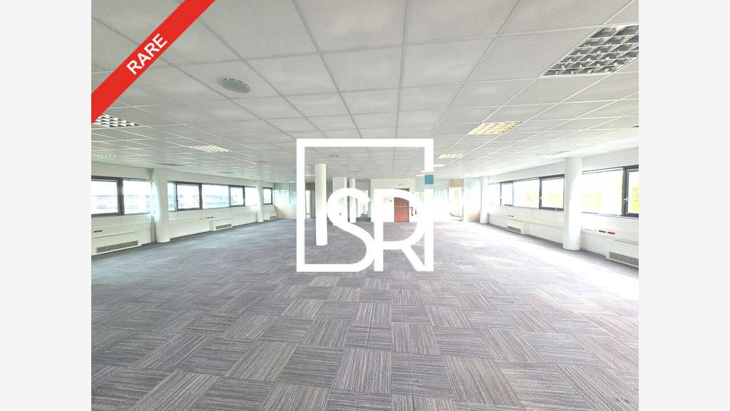 A louer bureaux 426m² à Cournon-d'Auvergne Zénith