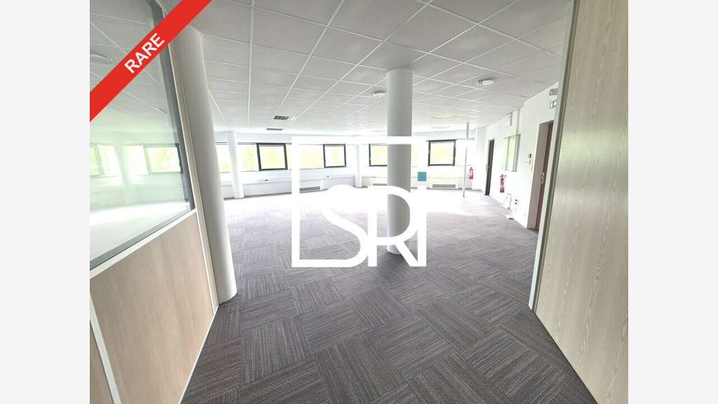 A louer bureaux 426m² à Cournon-d'Auvergne Zénith