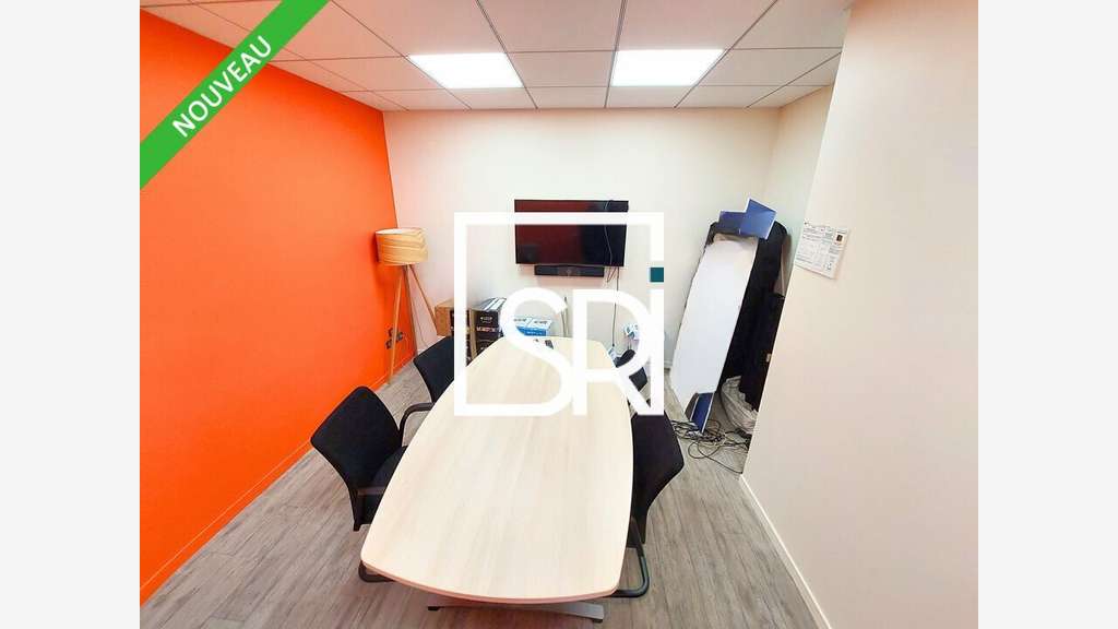 Bureaux 466m² à louer à Cournon d'Auvergne Zénith