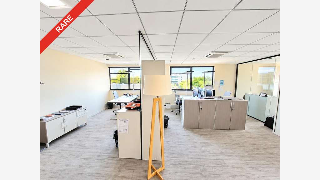 Bureaux 226m² à louer à Cournon d'Auvergne