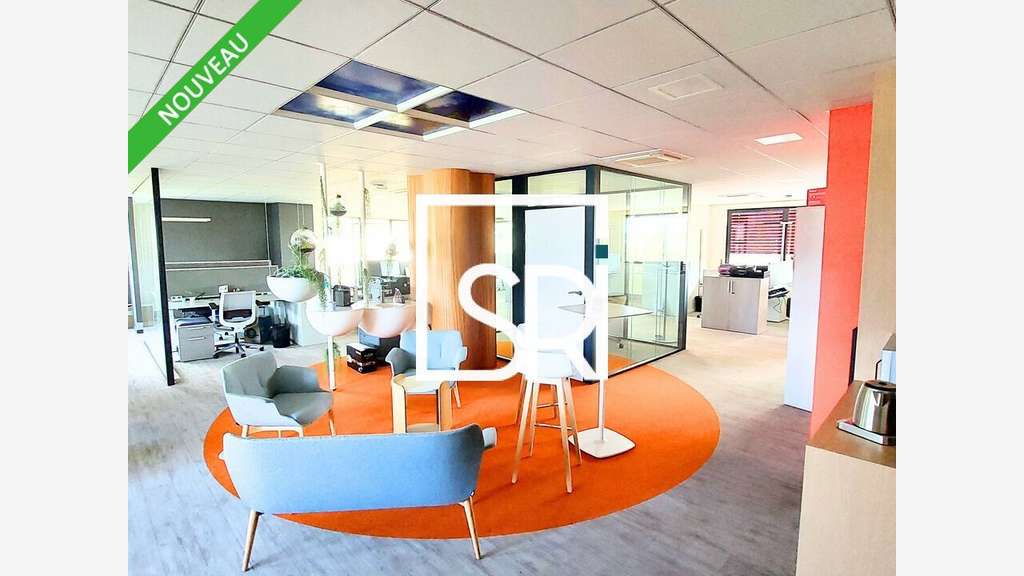Bureaux 226m² à louer à Cournon d'Auvergne
