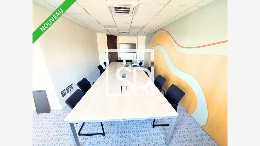 Bureaux 226m² R+2 à louer à Cournon Parc Zénith
