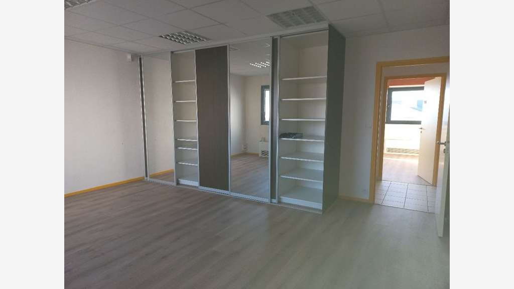 Bureaux de 113m² à louer à Cournon-d'Auvergne