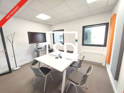 Bureaux de 627m² à louer à Cournon d'Auvergne