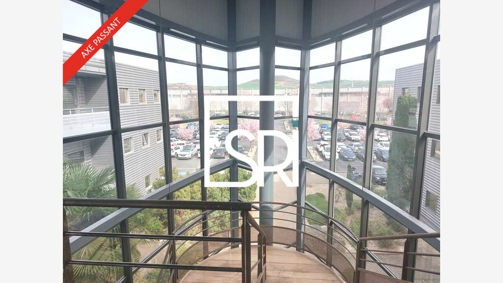 Bureaux 597m² à louer C.A. du Zénith de Cournon