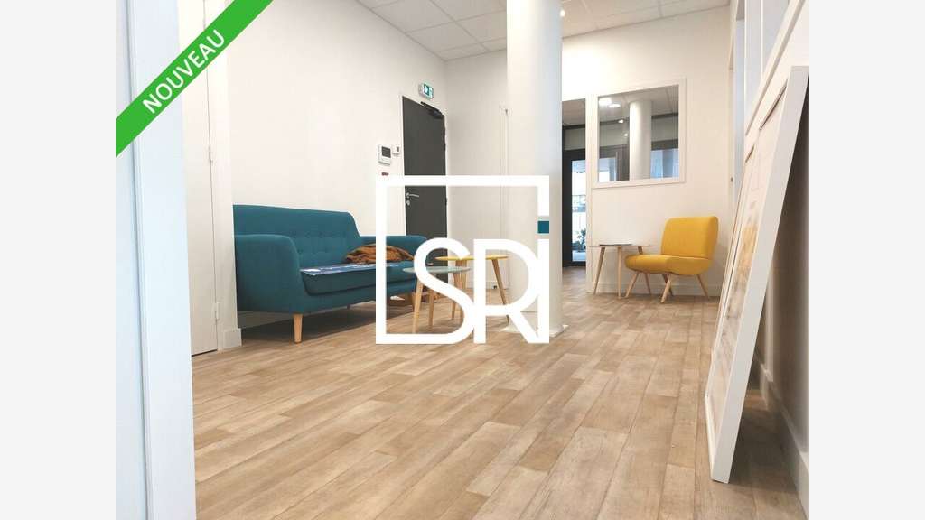 COURNON D'AUVERGNE - BUREAUX à louer