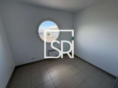 LOCATION BUREAU 15 M² - COURNON D'AUVERGNE 63800