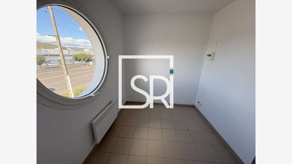 Location bureau 15m² à Cournon-d'Auvergne
