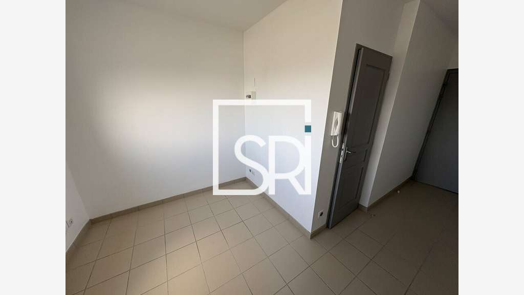 Location bureau 15m² à Cournon-d'Auvergne