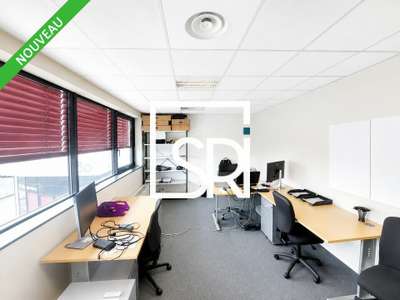 Bureaux de 430m² à louer à Cournon d'Auvergne