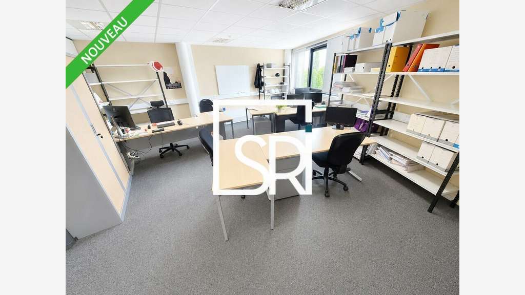 Bureaux de 430m² à louer à Cournon d'Auvergne