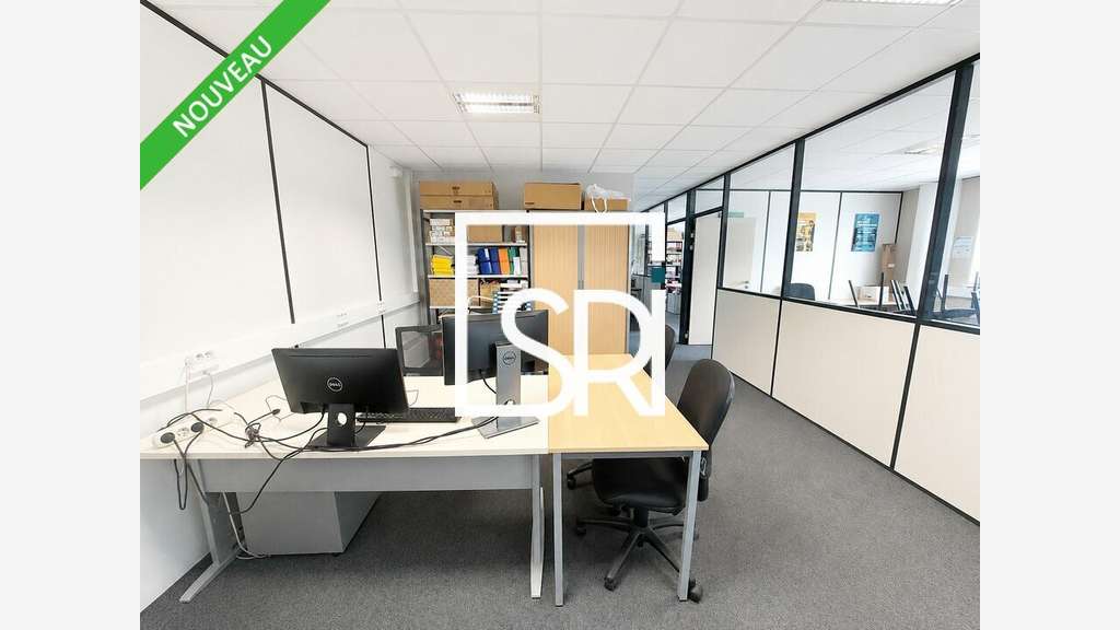 Bureaux de 430m² à louer à Cournon d'Auvergne