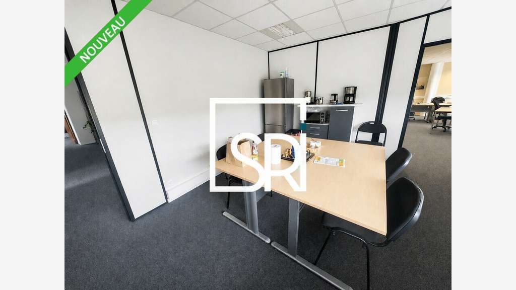 Bureaux de 212m² à louer à Cournon d'Auvergne