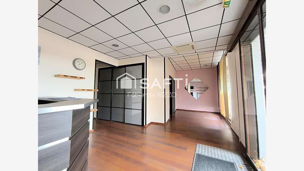 Location local commercial 137m² Faulquemont centre