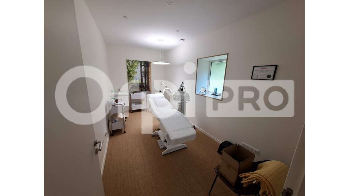 A louer local 12m² à Crépy-en-Valois