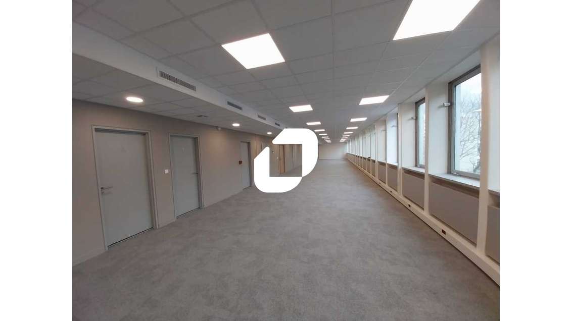 A louer Bureaux 310m² Creteil