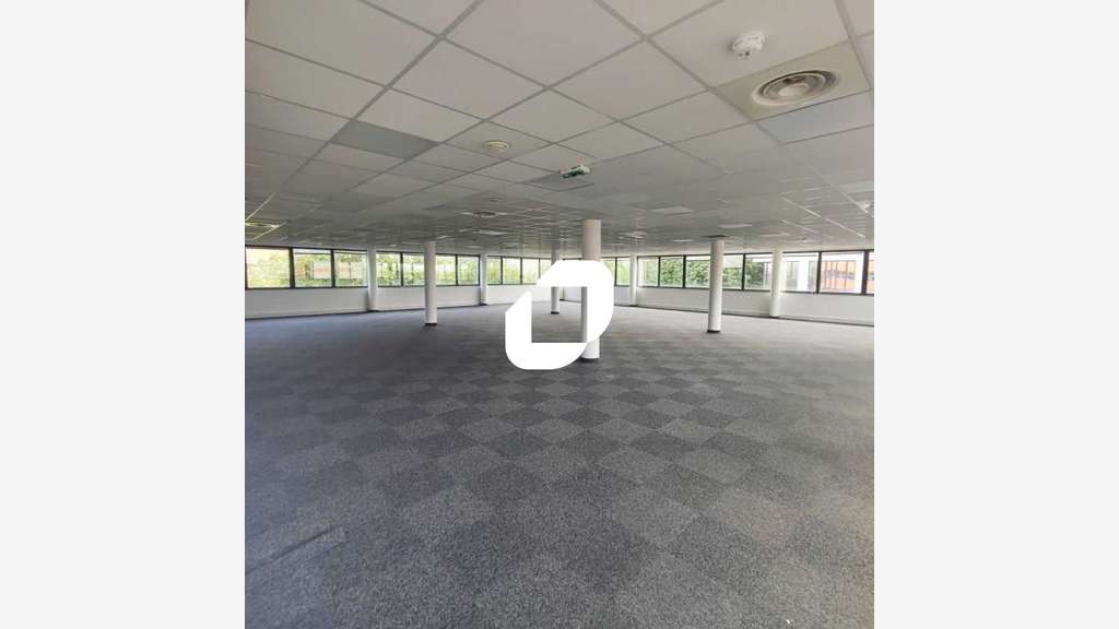 A louer Bureaux 1380m² Creteil