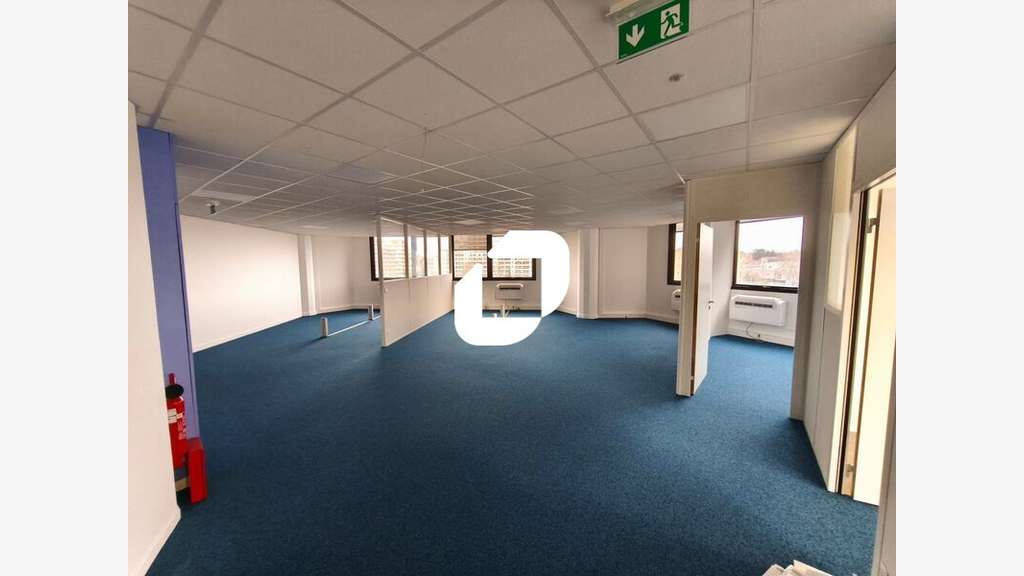 A louer Bureaux 281m² Creteil