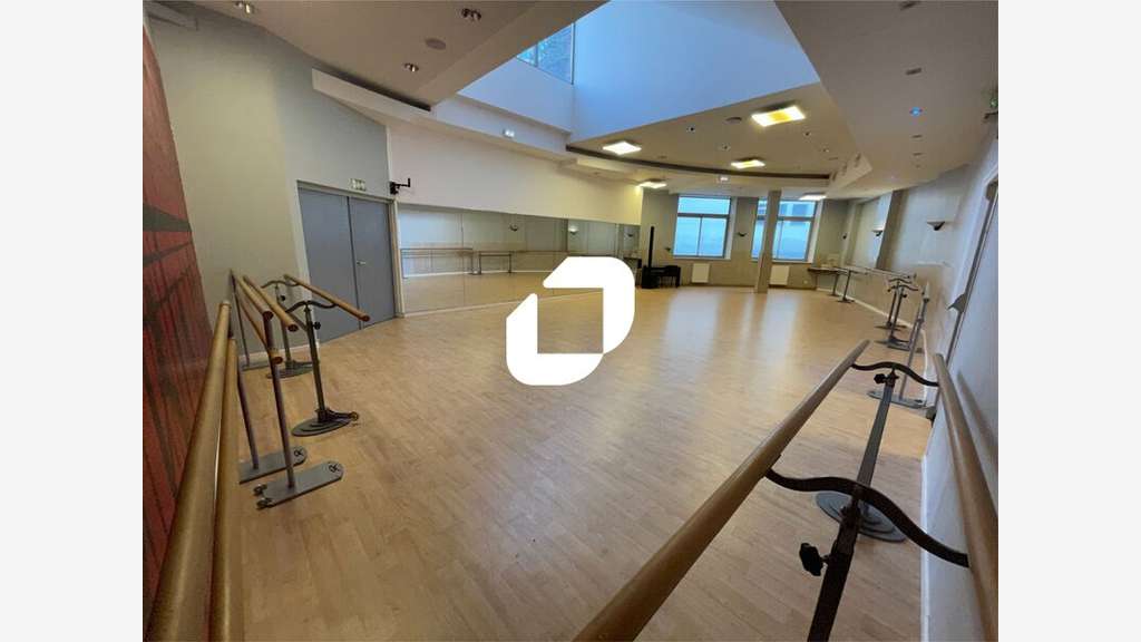 A louer Bureaux 1394m² Creteil