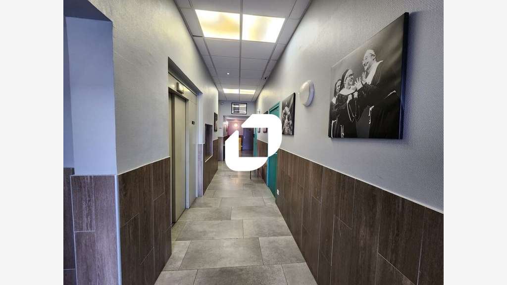 A louer Bureaux 1394m² Creteil