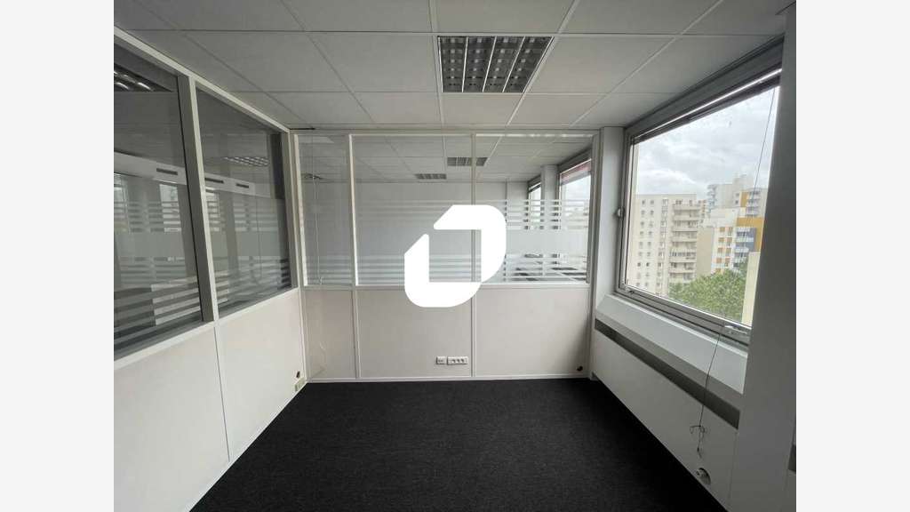 A louer Bureaux 337m² Creteil