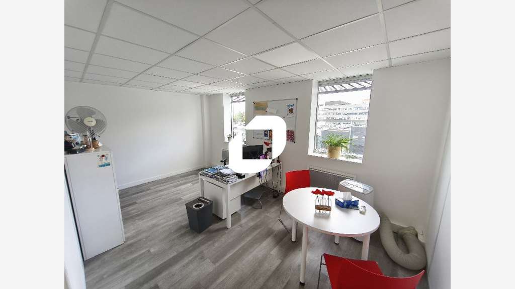 A louer Bureaux 317m² Creteil