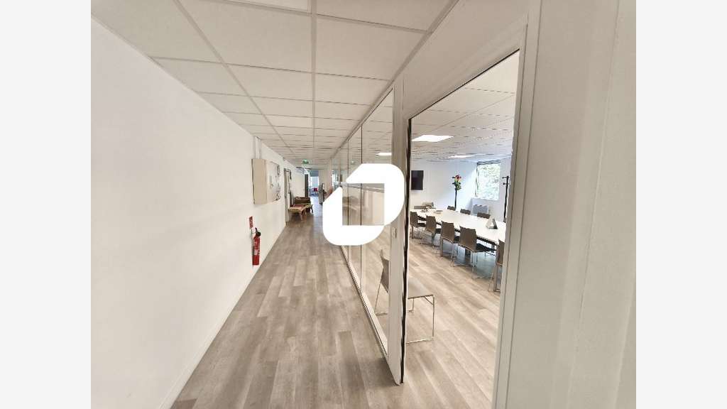 A louer Bureaux 317m² Creteil