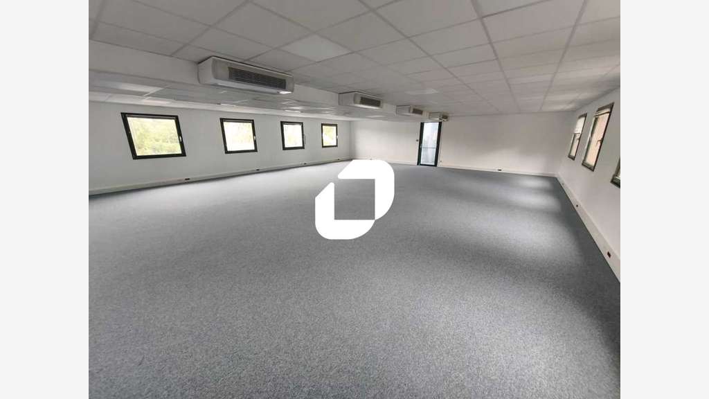 A louer Bureaux 183m² Creteil