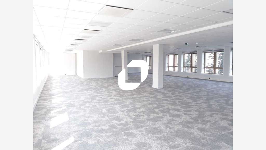 A louer Bureaux 310m² Creteil