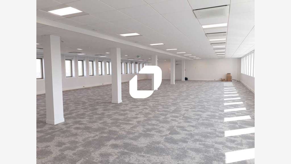A louer Bureaux 657m² Creteil
