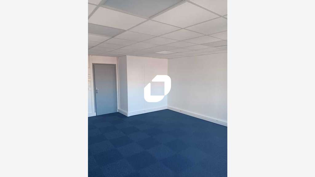 A louer Bureaux 56m² Creteil
