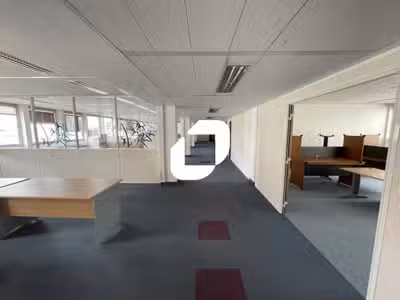 A louer Bureaux 337m² Creteil
