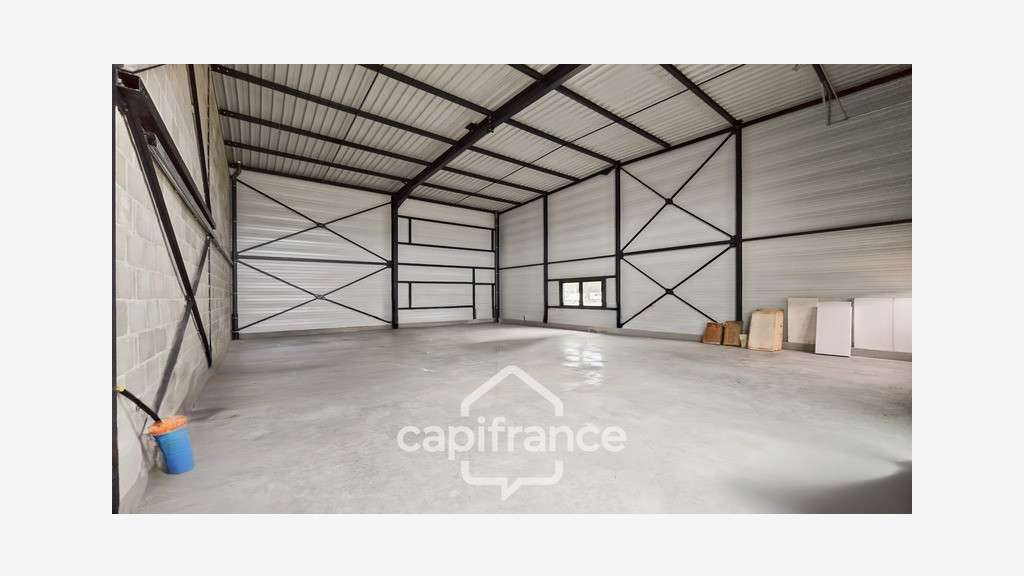 Local d'activités 202m² à louer ZI Chalon Nord