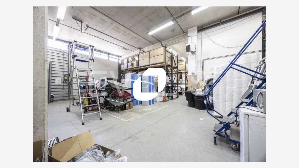 A louer Bureaux 140m² Croissy beaubourg