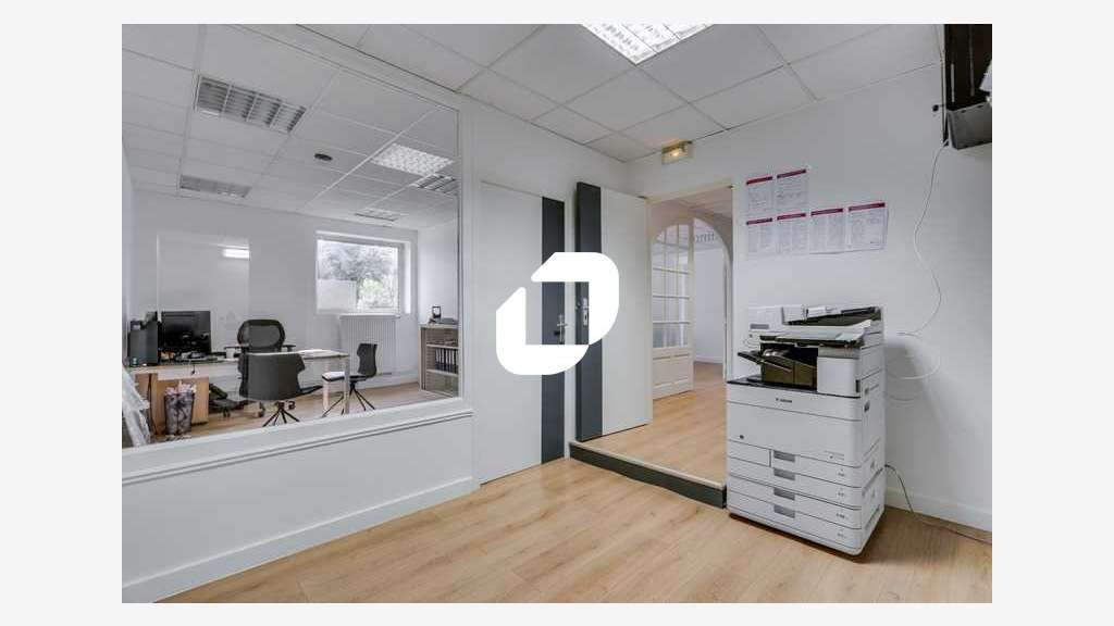 A louer Bureaux 15m² Croissy beaubourg