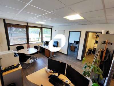 A louer Bureaux 53m² Croissy beaubourg