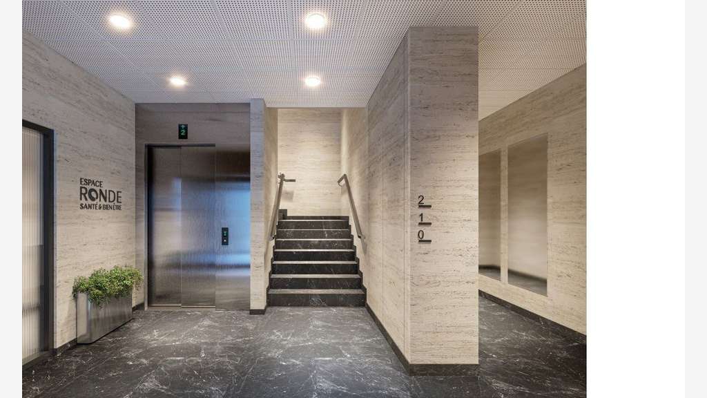 A louer local 123m² à 335m² centre médical Croissy