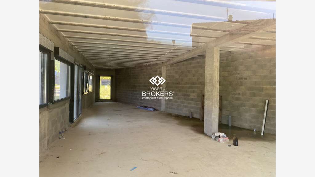 Bureaux neufs 84 et 93m² à louer à Crolles
