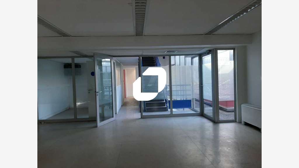 A louer Bureaux 280m² Dammarie les lys