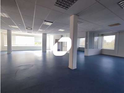 A louer Bureaux 280m² Dammarie les lys